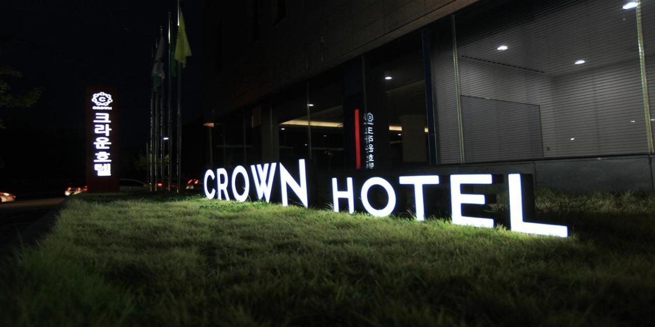 Crown Hotel צ'אנגוון מראה חיצוני תמונה